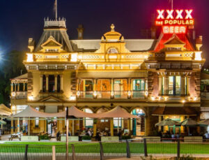 Breakfast Creek Hotel | Classic Pubs Tour