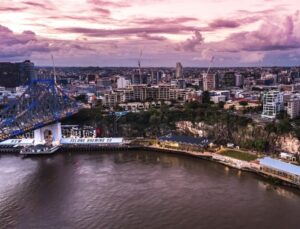 Brisbane City Sights Cruise - River to Bay